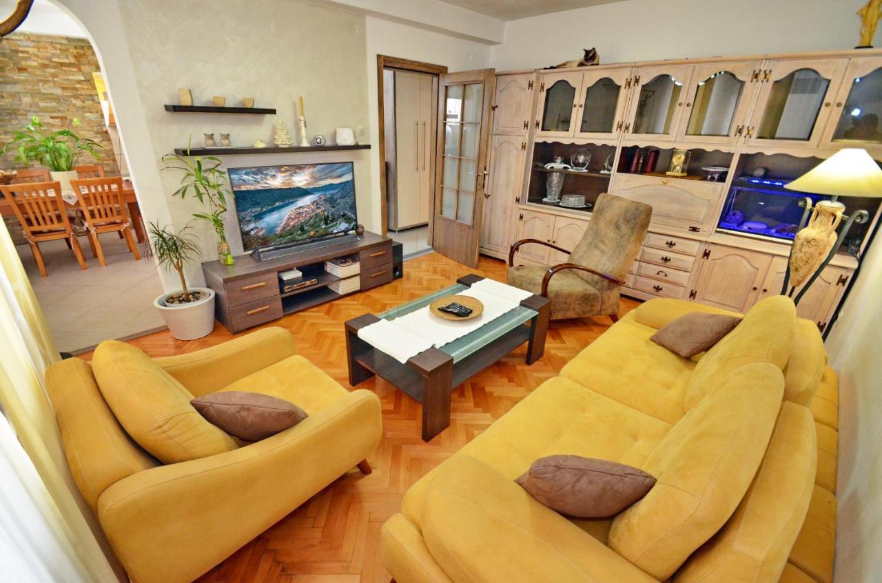 Apartment Oaza Kotor Exteriör bild